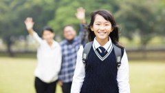 “三部旧手机换一台iPhone”刷屏，记者调查真相
